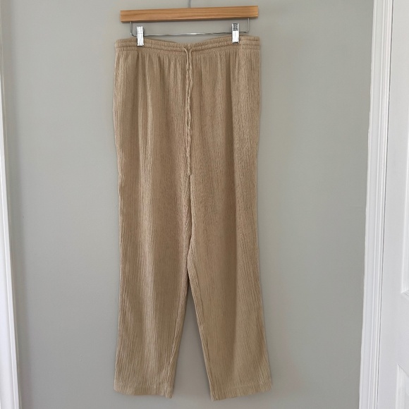 Alfred‎ Dunner Beige Crepe Textured Pants - Picture 1 of 13